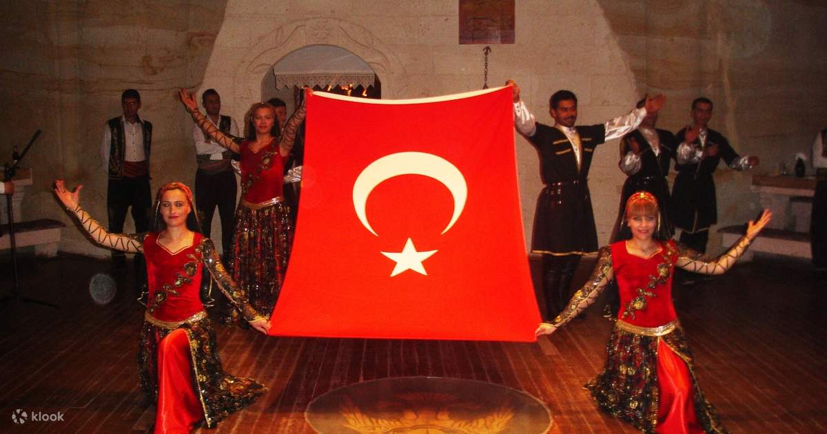 トルコの民間伝承の衣装 Efe Zeybek - 民族舞踊のストックフォト